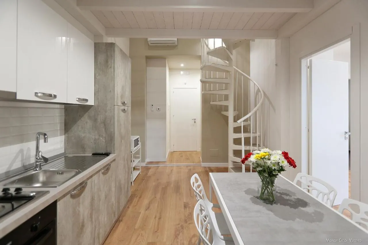 Apartment Maison Cuto Palermo Italy